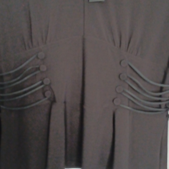 NWT White House Black Market Vneck Button Side Peplum Top. - Picture 3 of 4
